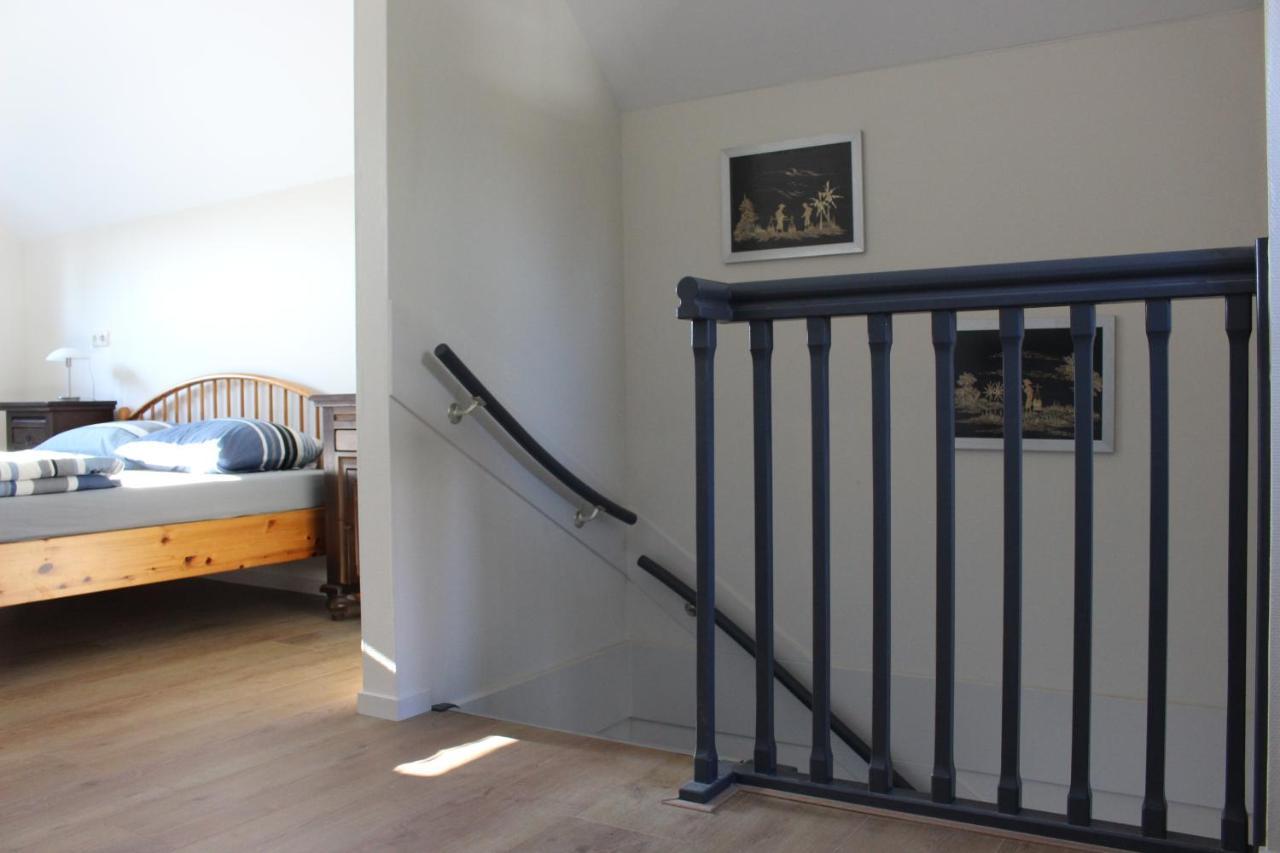 Logement De Garage Sneek Exteriör bild